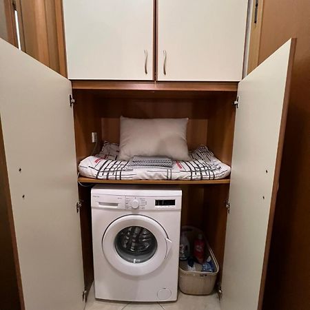 Cozy Apartment In The Heart Of アテネ エクステリア 写真